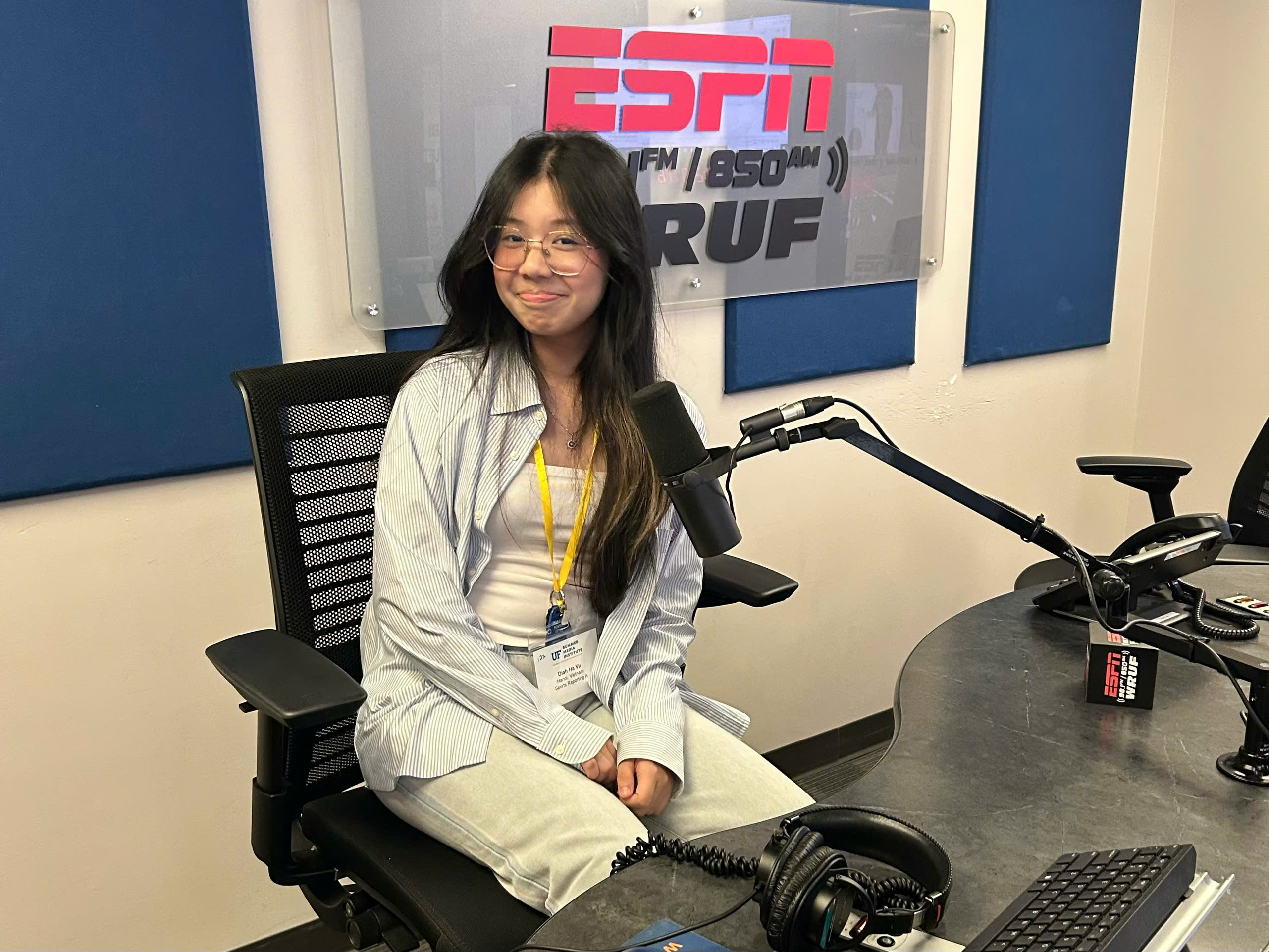 Diep Anh at journalism work